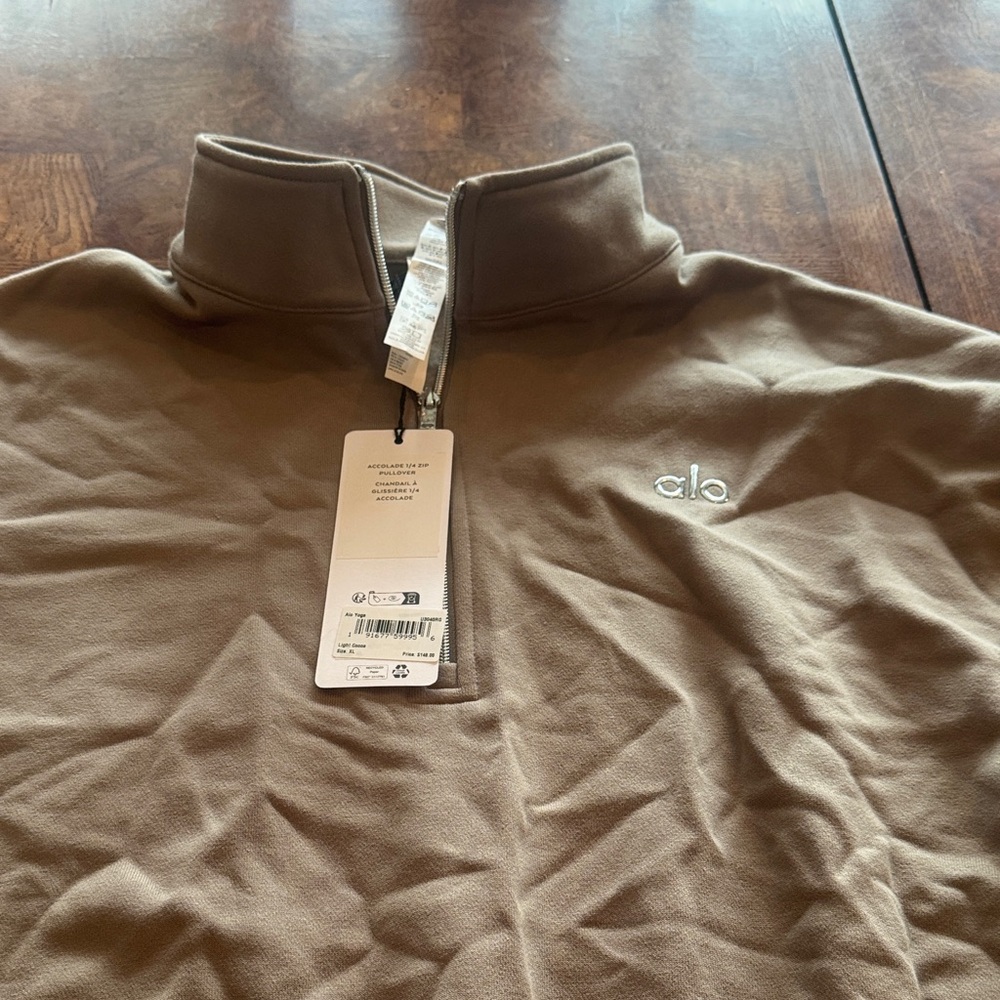 ALO Yoga Brown Quarter-Zip Pullover Sweatshirt